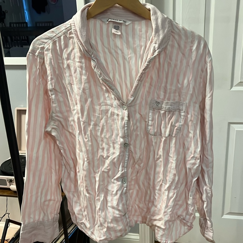 Victoria’s Secret pink and white strip pajama set size large